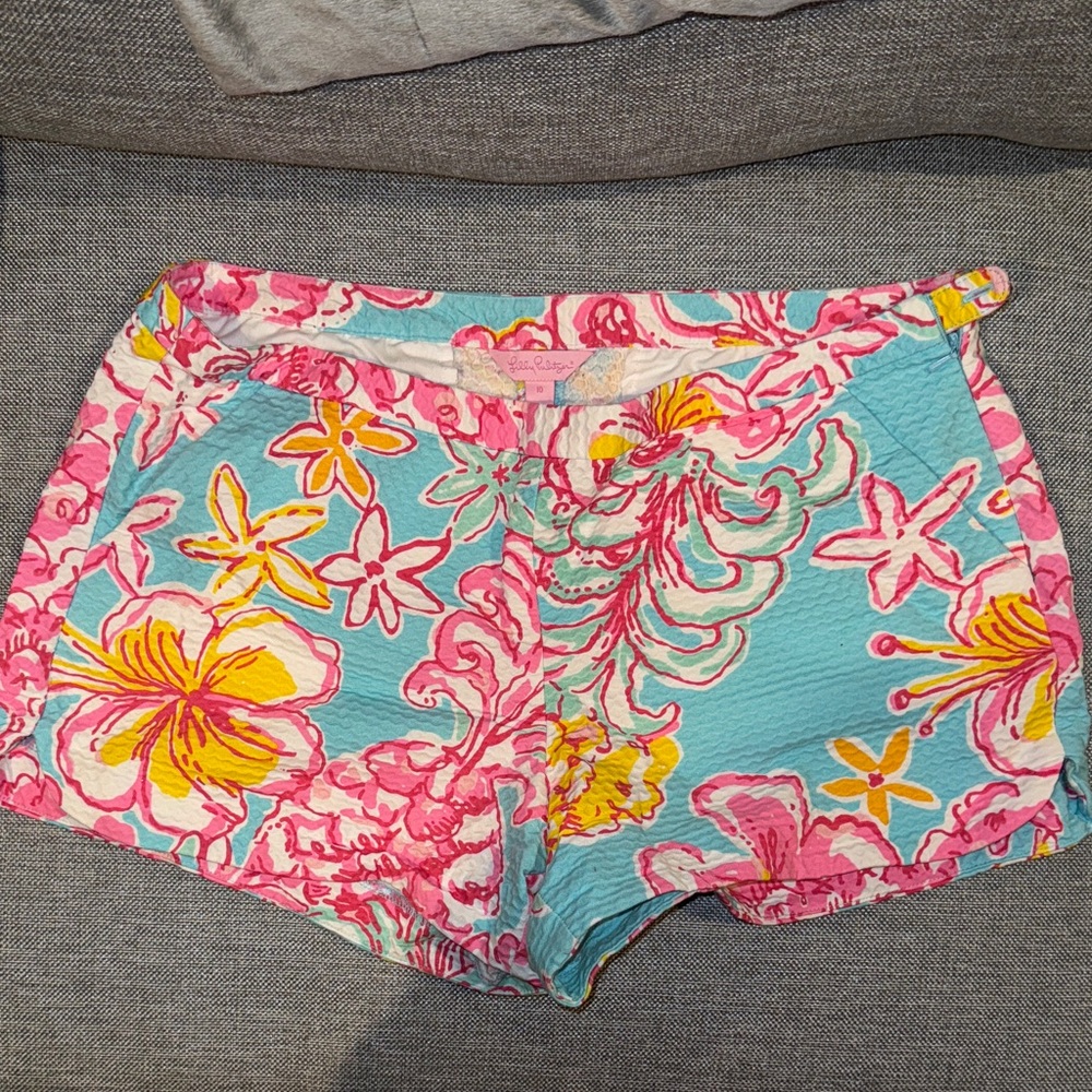 Lilly Pulitzer Floral Print Shorts in Pink and Blue
